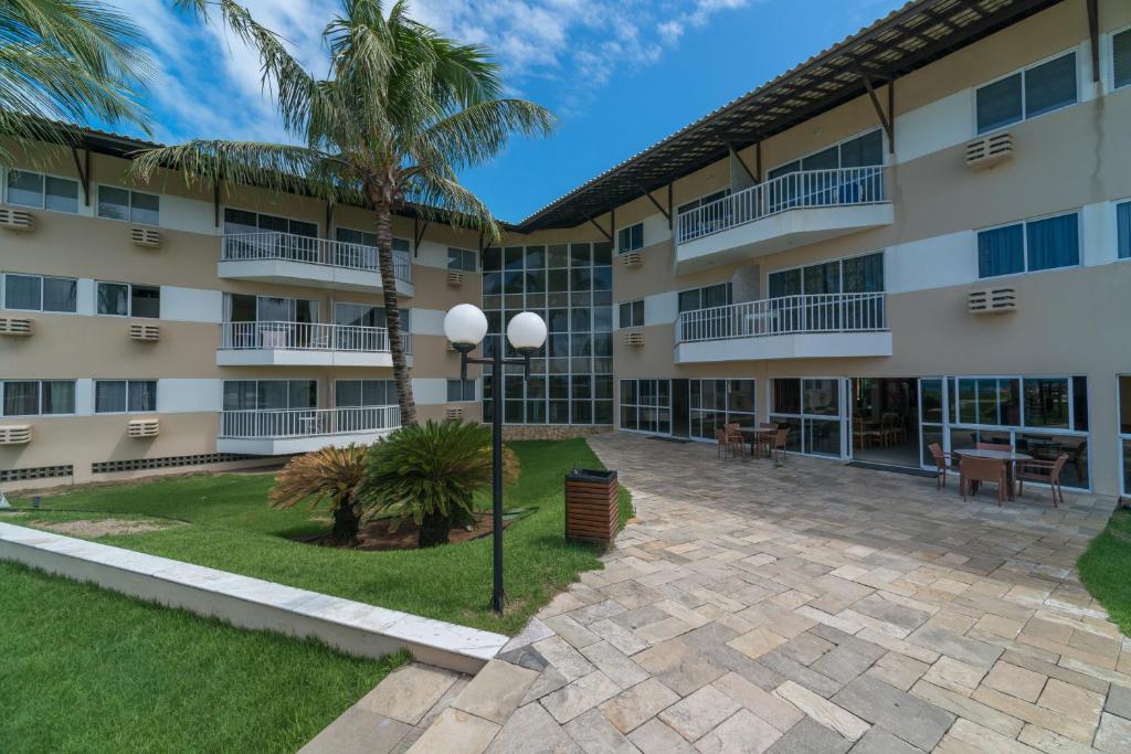  MRP301 Flat c/varanda 2 quartos praia Muro Alto