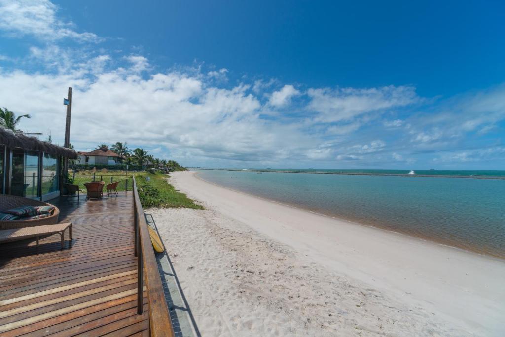  MRP301 Flat c/varanda 2 quartos praia Muro Alto
