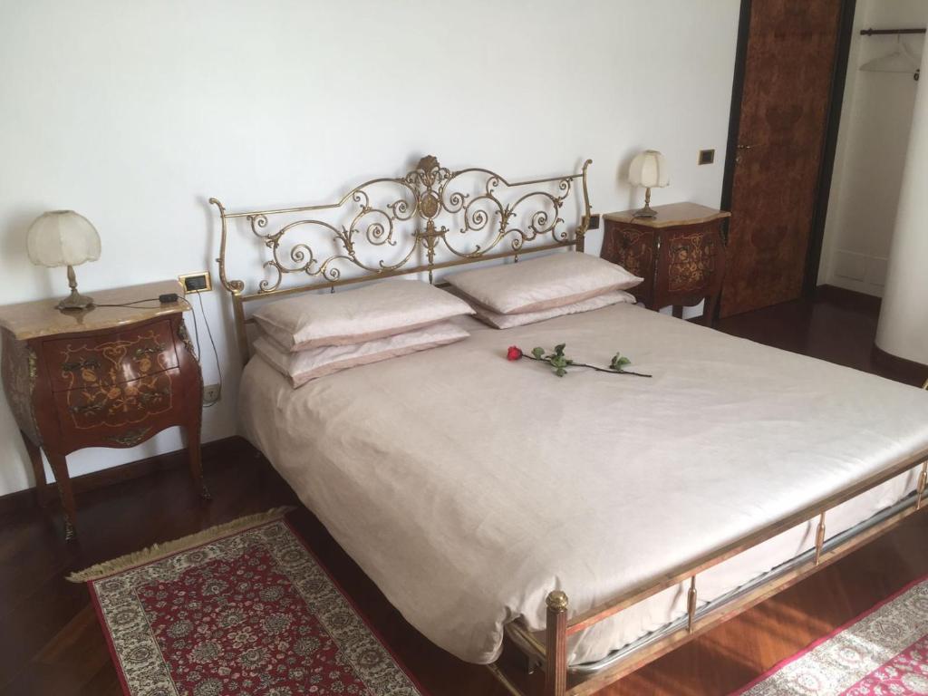 Villa Puccini Bed & Breakfast - Camera King Con Balcone E Bagno Privato Interno