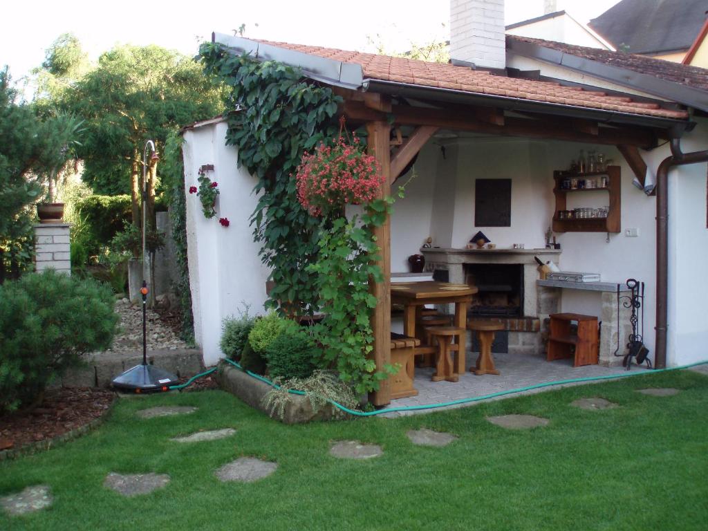 Zahrada ubytování B&B Nika