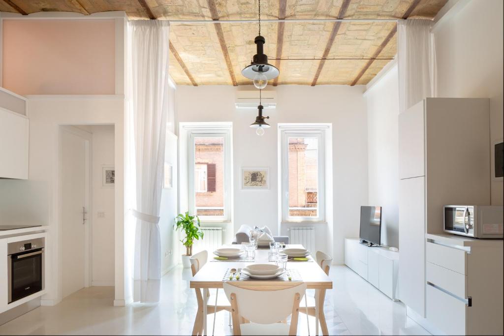 Lilli Vatican White Domus - 1