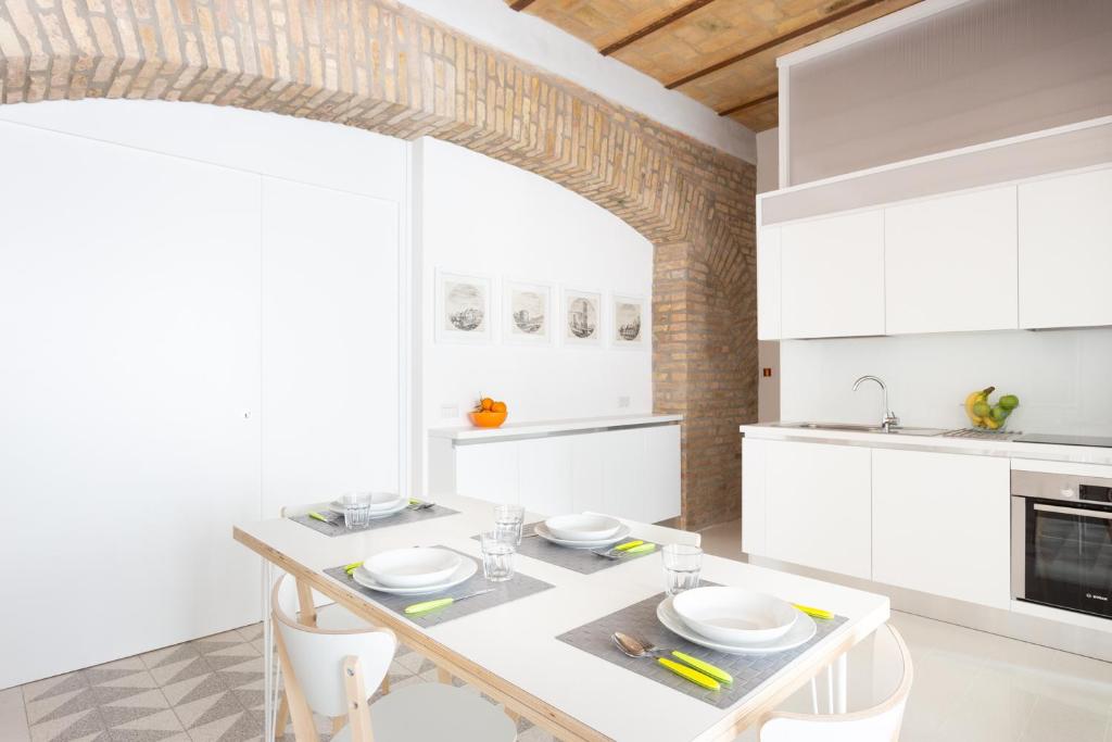 Lilli Vatican White Domus - 2