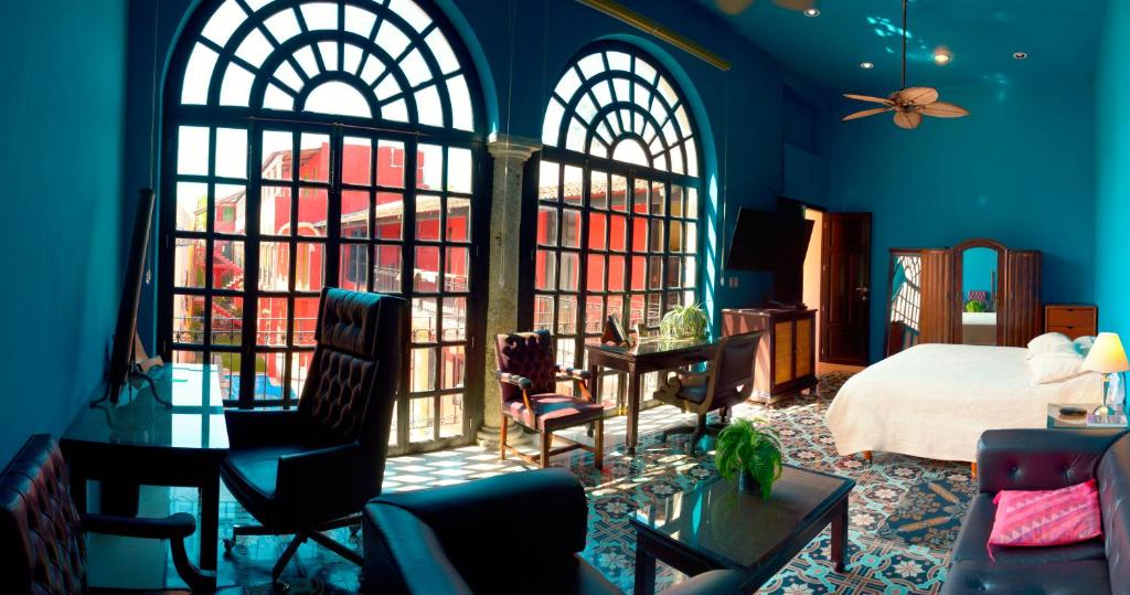Posezení v ubytování Hotel Mejorada Merida