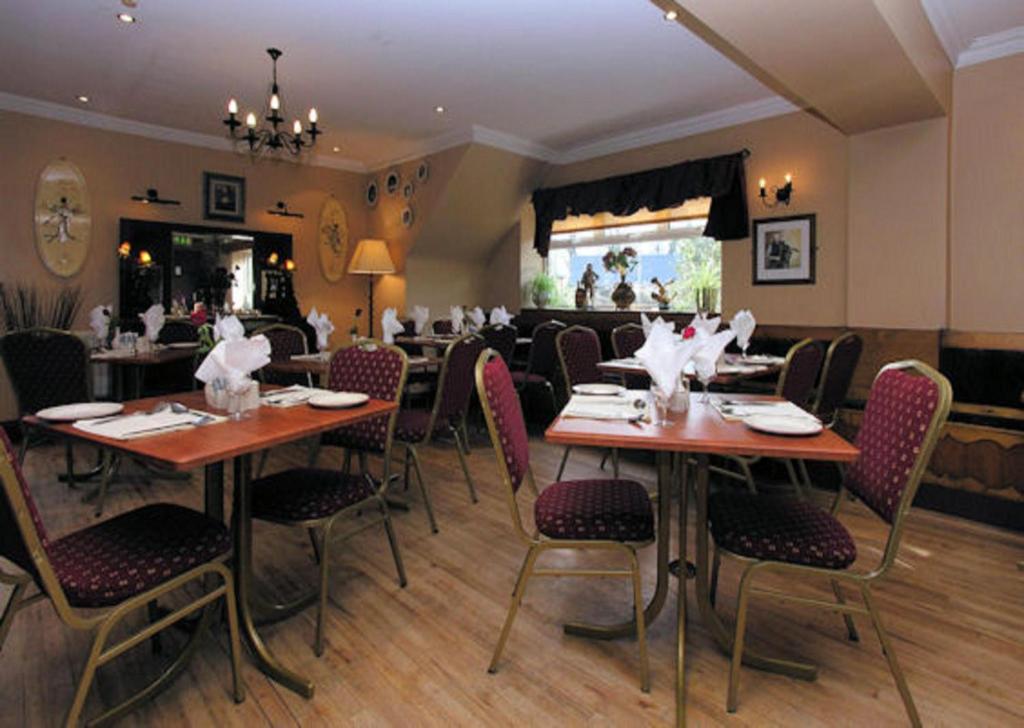 Photo from The Anvil Bar B&B in Castlemaine, Kerry, Ireland