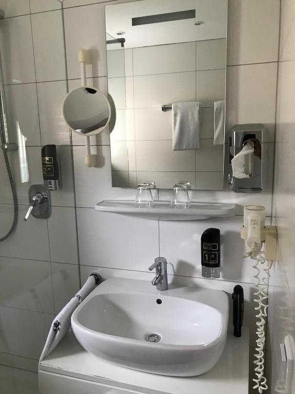 Hotel - Restaurant Bastenhaus - Standard King Room