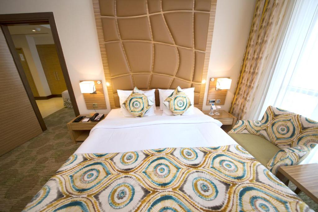 Postel nebo postele na pokoji v ubytování Best Western Plus Pearl Creek