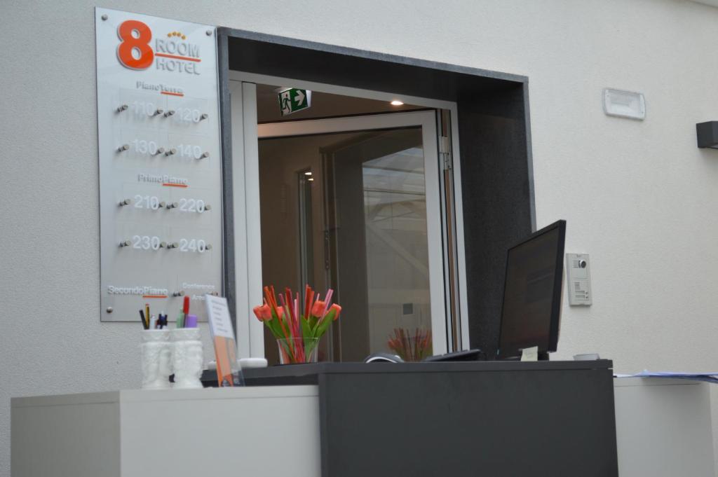 8room Hotel - Resim 11