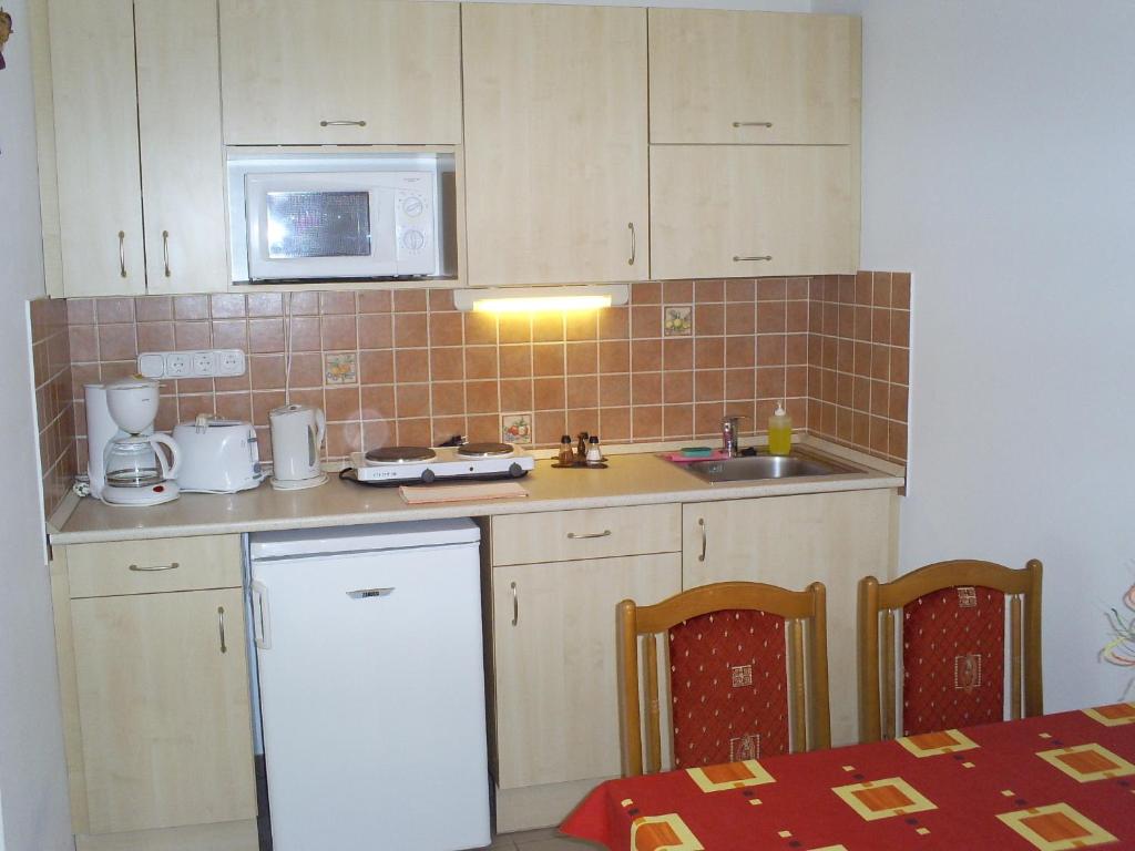 Andrea Apartmanok - Appartement (4 Adultes)