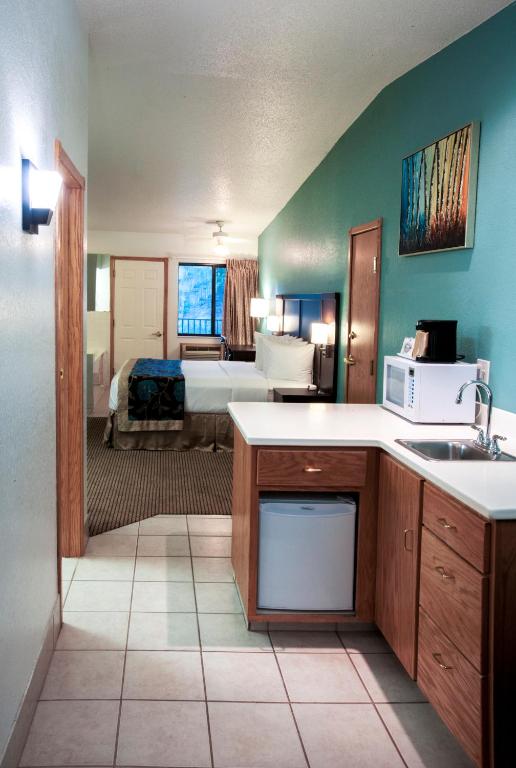 Baymont by Wyndham Keystone Near Mt. Rushmore - Suite Estudio Con Cama Extragrande - No Fumadores