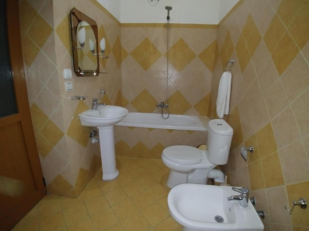 Bagno di Guest House Urat