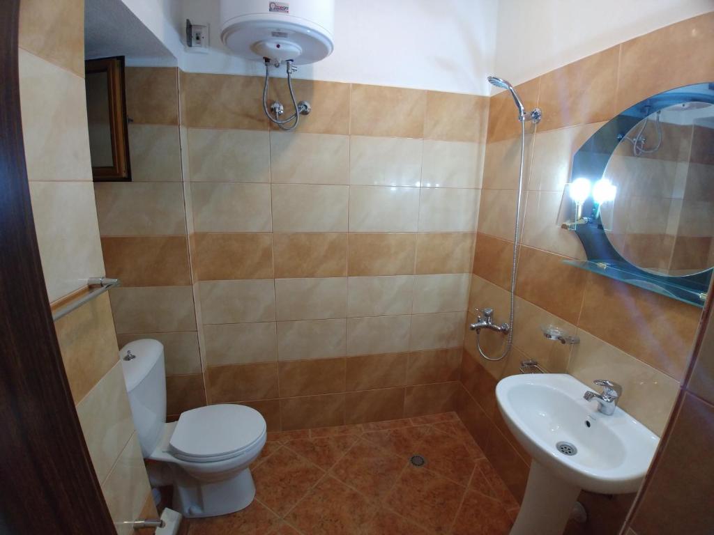 Bagno di Guest House Urat