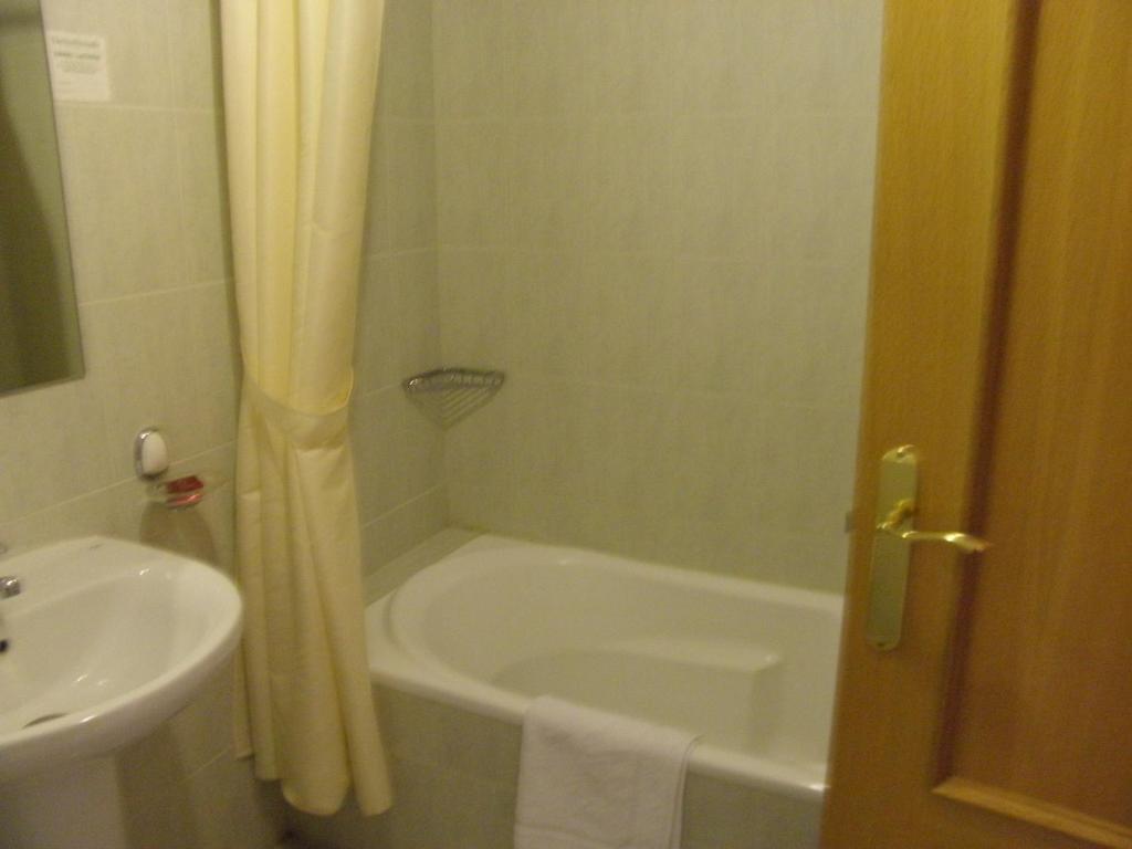 Hotel La Mora, Villaseca de Laciana – Updated 2022 Prices
