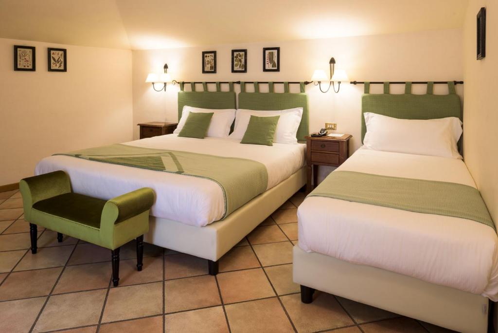 Hotel Lauri - Triple Room