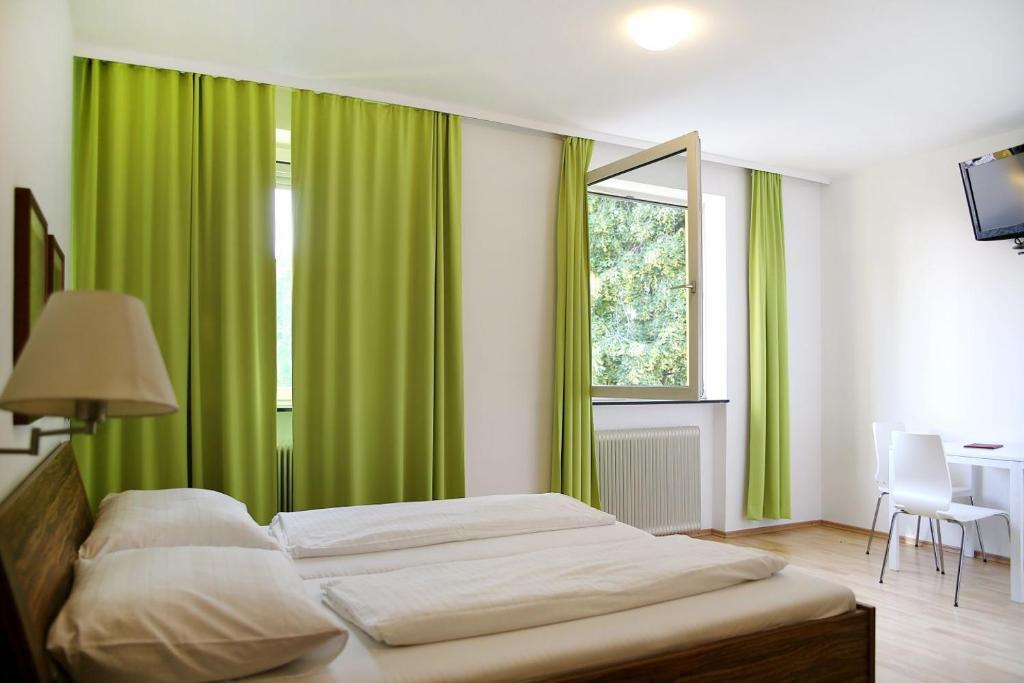 Hotel - Restaurant Valley Rose - Resim 2
