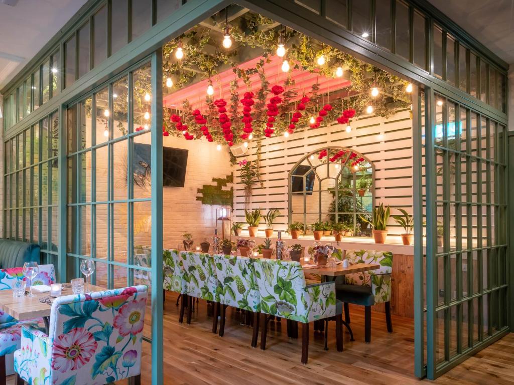 HYDE Hotel - Resim 11