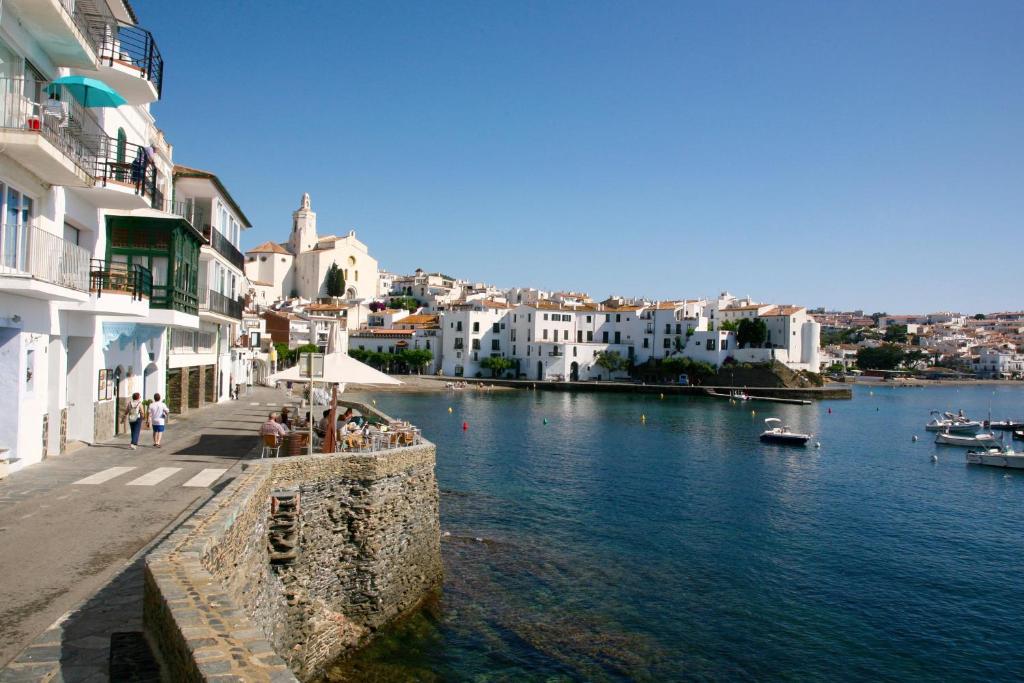 Hotel Octavia, Cadaqués – Precios 2022 actualizados