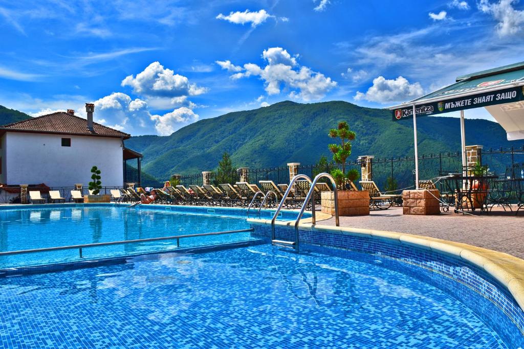 Afbeelding uit fotogalerij van Complex Chilingira Family in Mikhalkovo