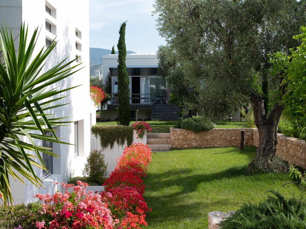 Hotel Torre Santamaria Resortにある庭