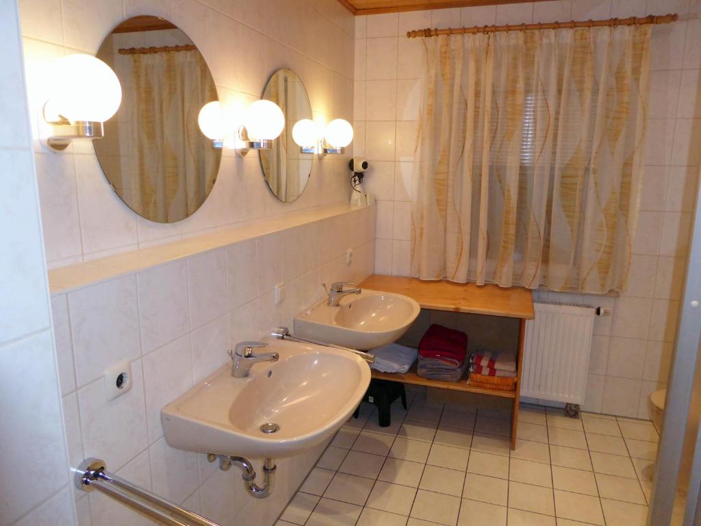 Ferienhof Hübner - Apartamento Con Vistas Al Jardín