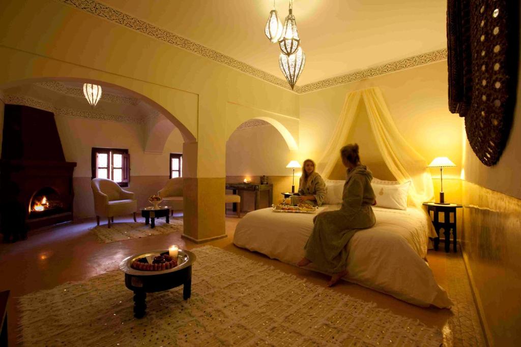 Postel nebo postele na pokoji v ubytování Riad Charaï