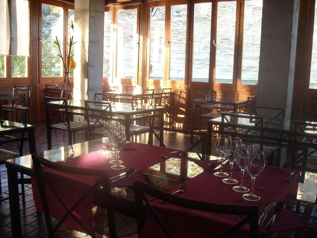 Un restaurante o sitio para comer en Camping Port Massaluca