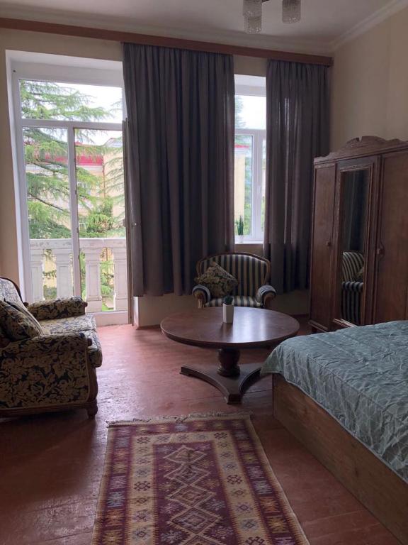 Postel nebo postele na pokoji v ubytování Acacia guest house