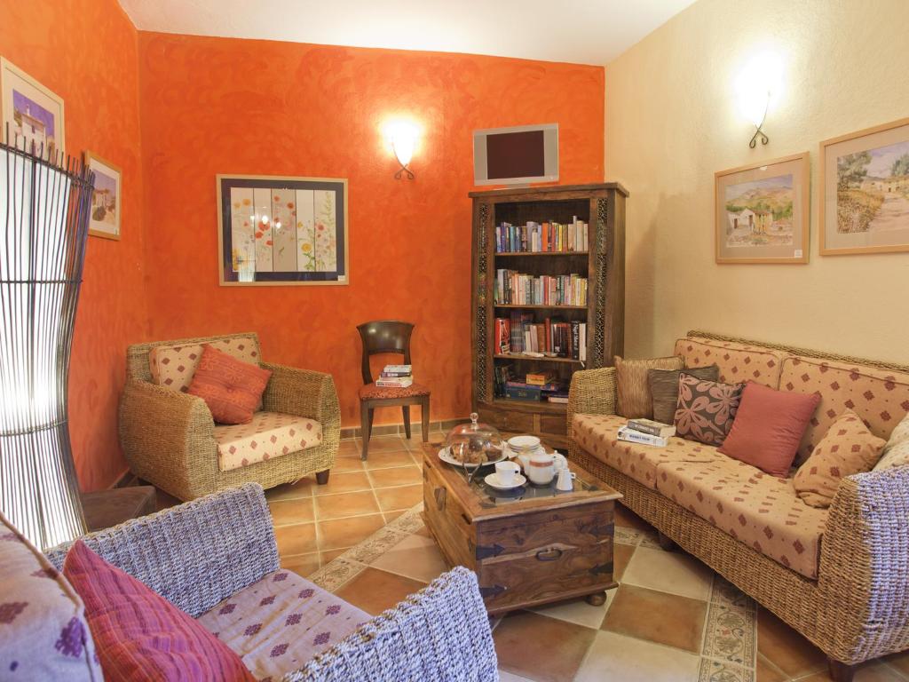Posedenie v ubytovaní Hotel Rural Molino del Puente Ronda