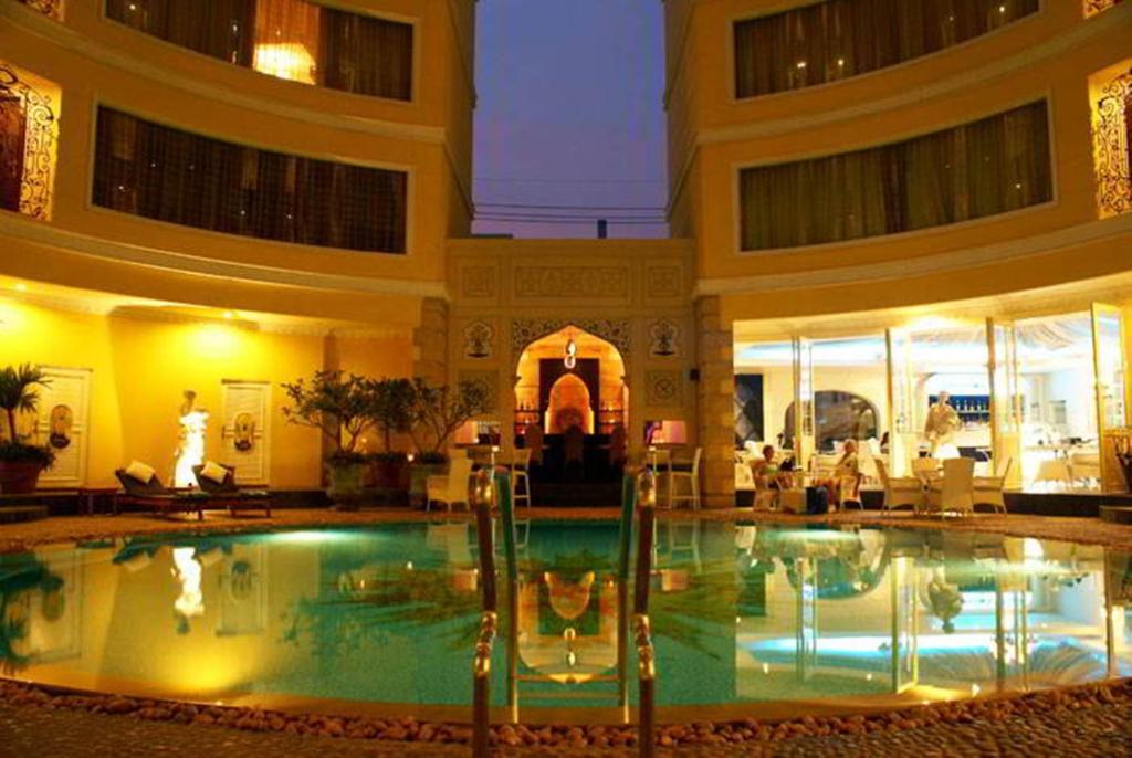 Four Seasons Place Pattaya - Resim 33