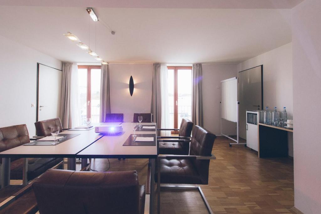 Kuchyň nebo kuchyňský kout v ubytování Das Wildeck Hotel & Restaurant