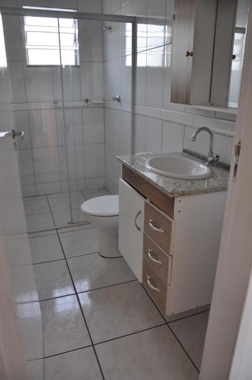  Aconchegante Suite Toninho 01/02