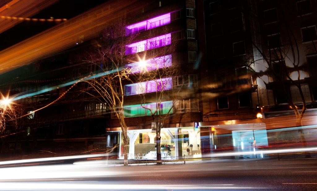 Apartosuites Jardines de Sabatini - Resim 40