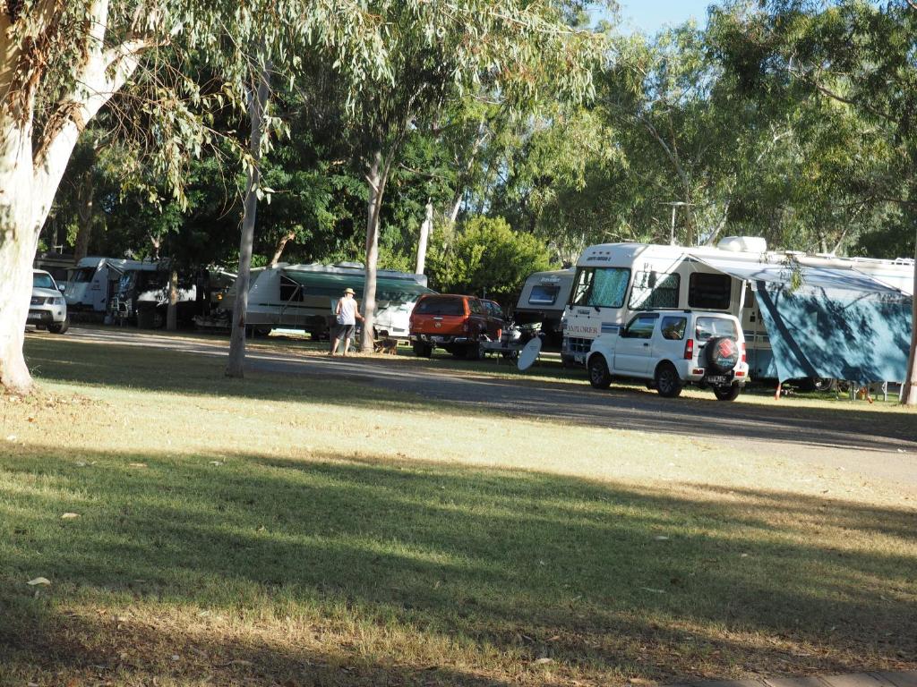 pics Alice Springs Campground heritage caravan park alice springs