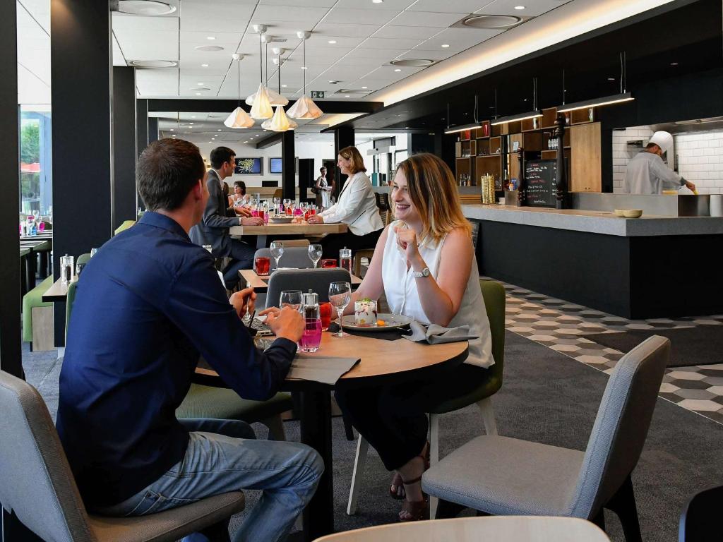Hosté ubytování Novotel Caen Côte de Nacre