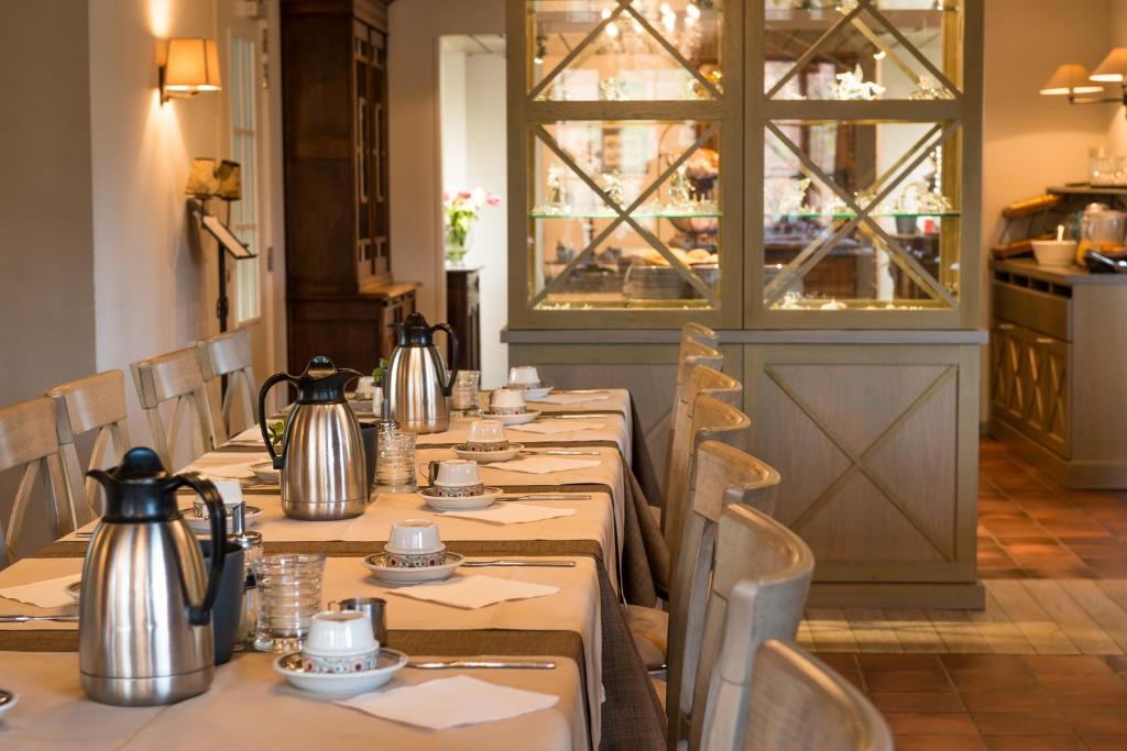 Restaurace v ubytování Hostellerie d'Inzepré