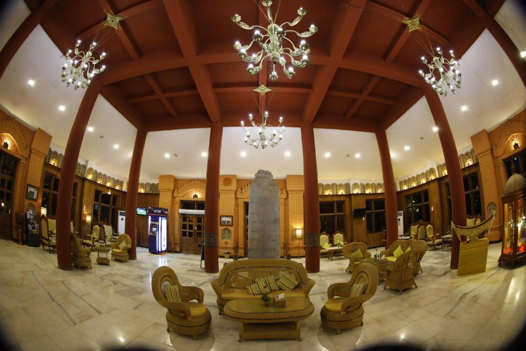 Vstupní hala nebo recepce v ubytování KMA Bagan Hotel