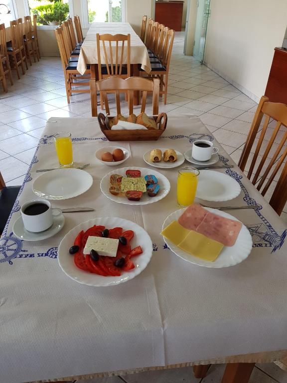 Jídlo v hotelu nebo okolí