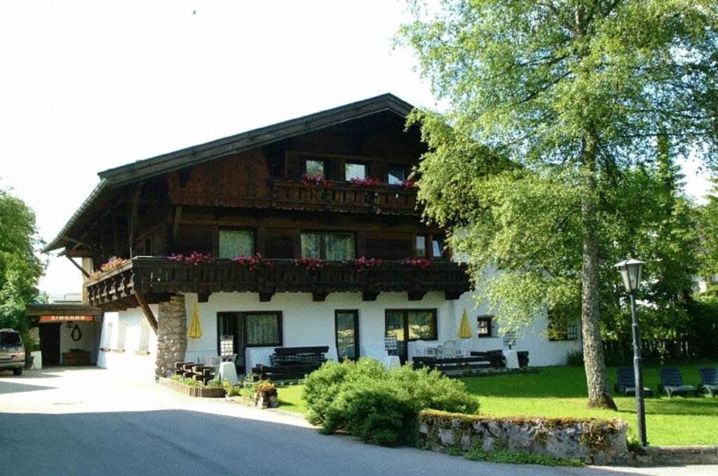 Budova, v ktorej sa apartmán nachádza