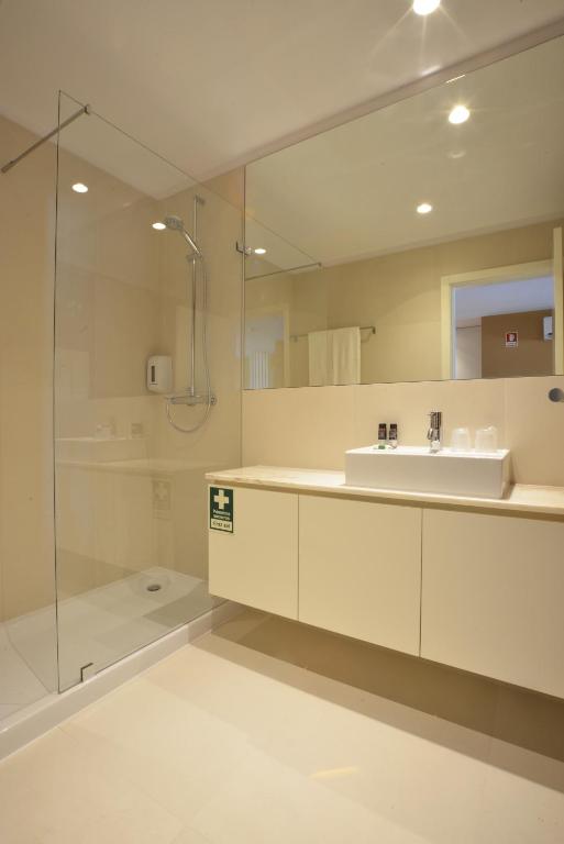 Spot Family Apartments - 17