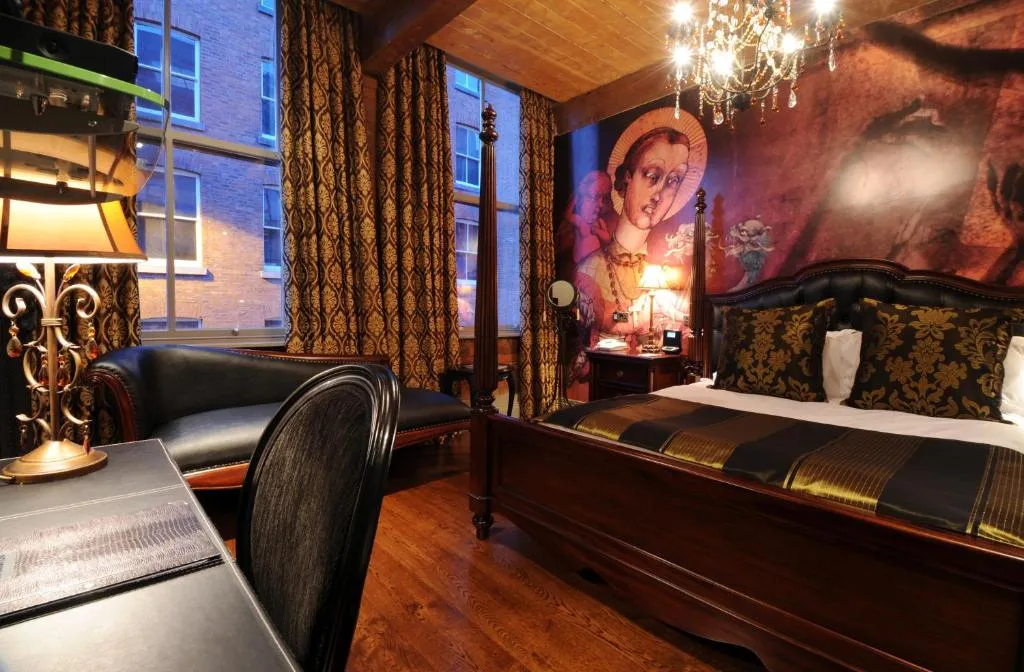 Velvet Hotel, Manchester (CT), United Kingdom