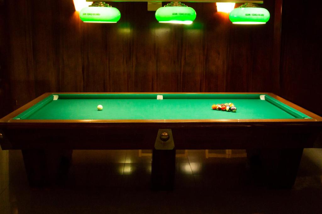 Biliár nebo kulečník v ubytování Hotel San Zeno