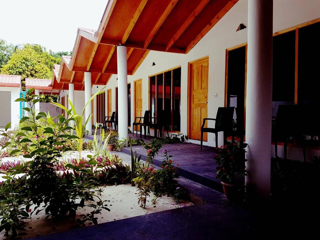 Thoddoo Beach Holiday - 3