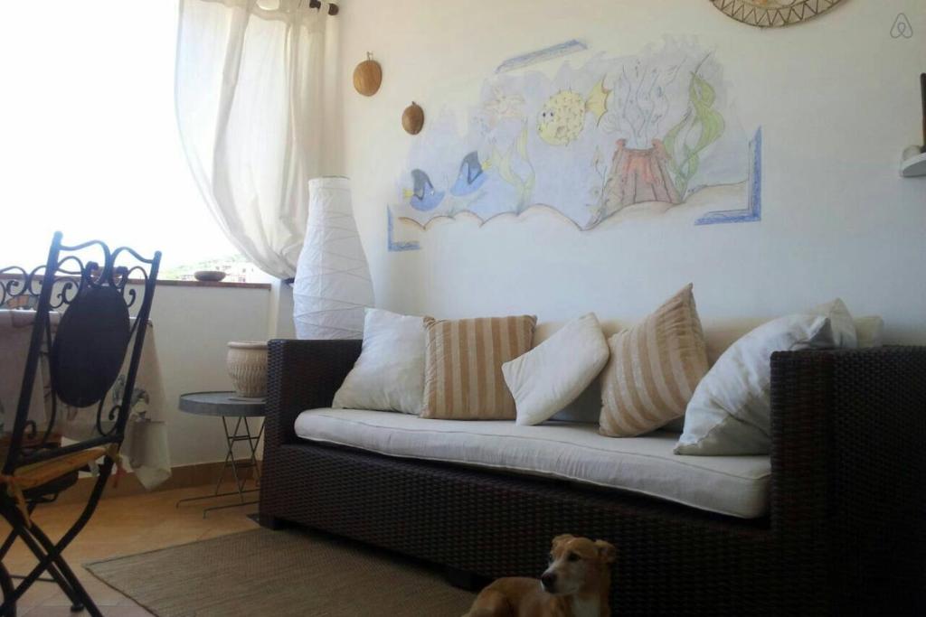 Część wypoczynkowa w obiekcie Sardegna casa al mare San Teodoro Vaccileddi Porto San Paolo
