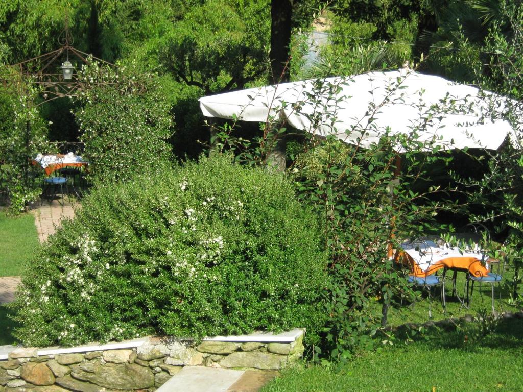 Ogród w obiekcie L'Arcadia