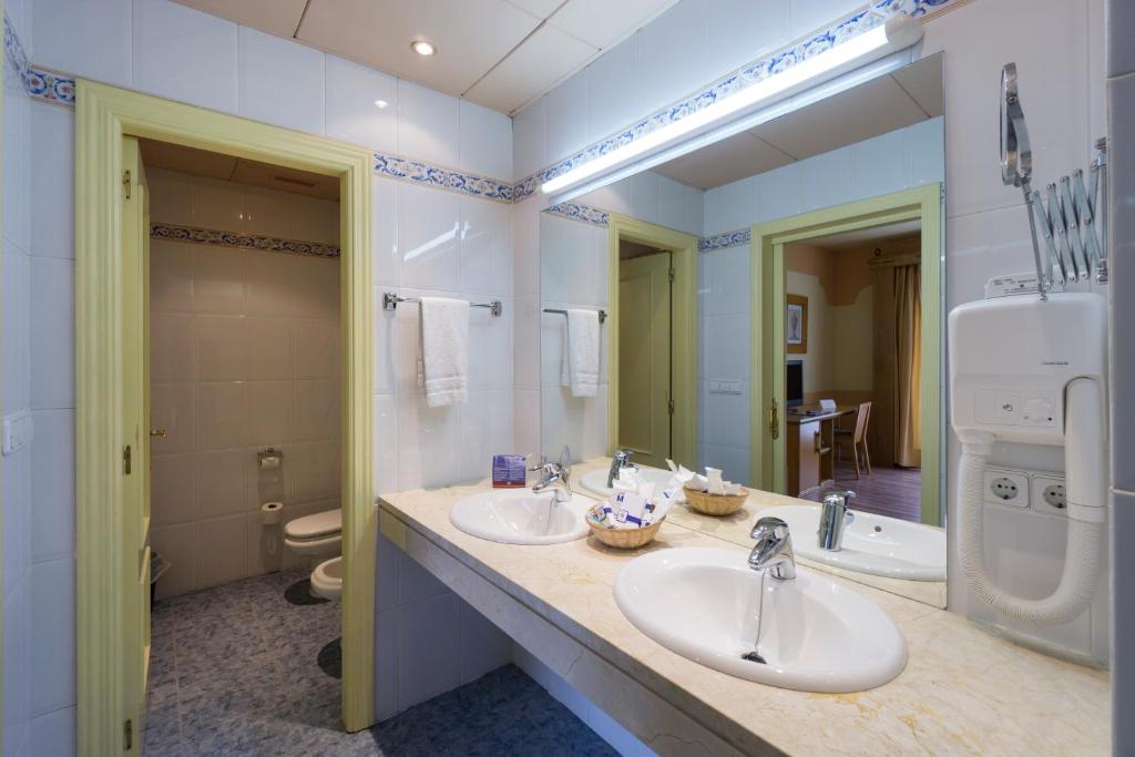 Koupelna v ubytování Hotel Fuente Las Piedras