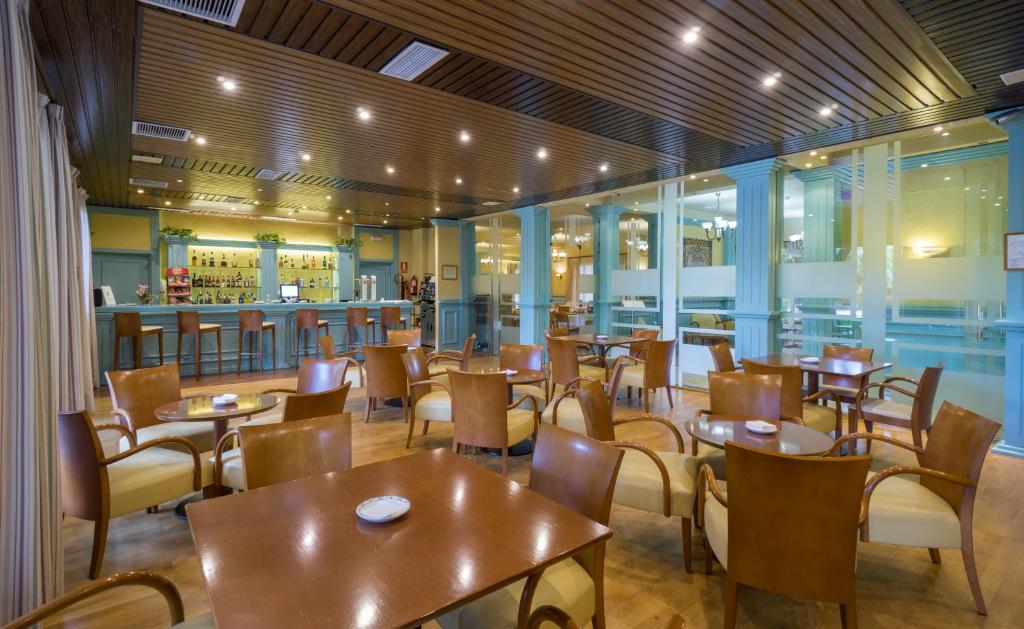 Restaurace v ubytování Hotel Fuente Las Piedras