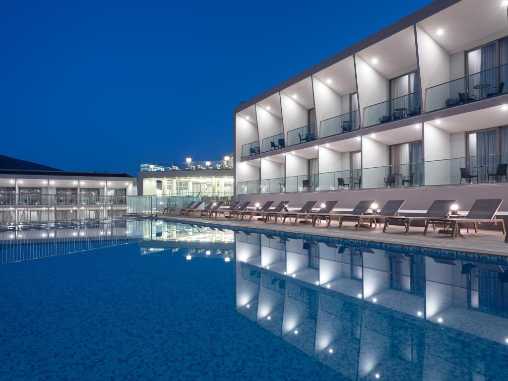 Bazén v ubytování Zante Sun Resort nebo v jeho okolí