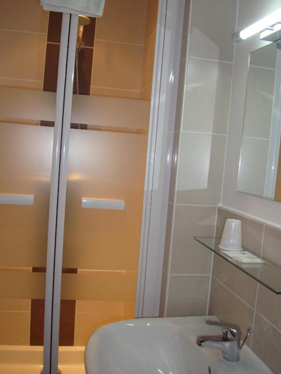 Hôtel Saint-Patrick Cœur de NANTES - Resim 26