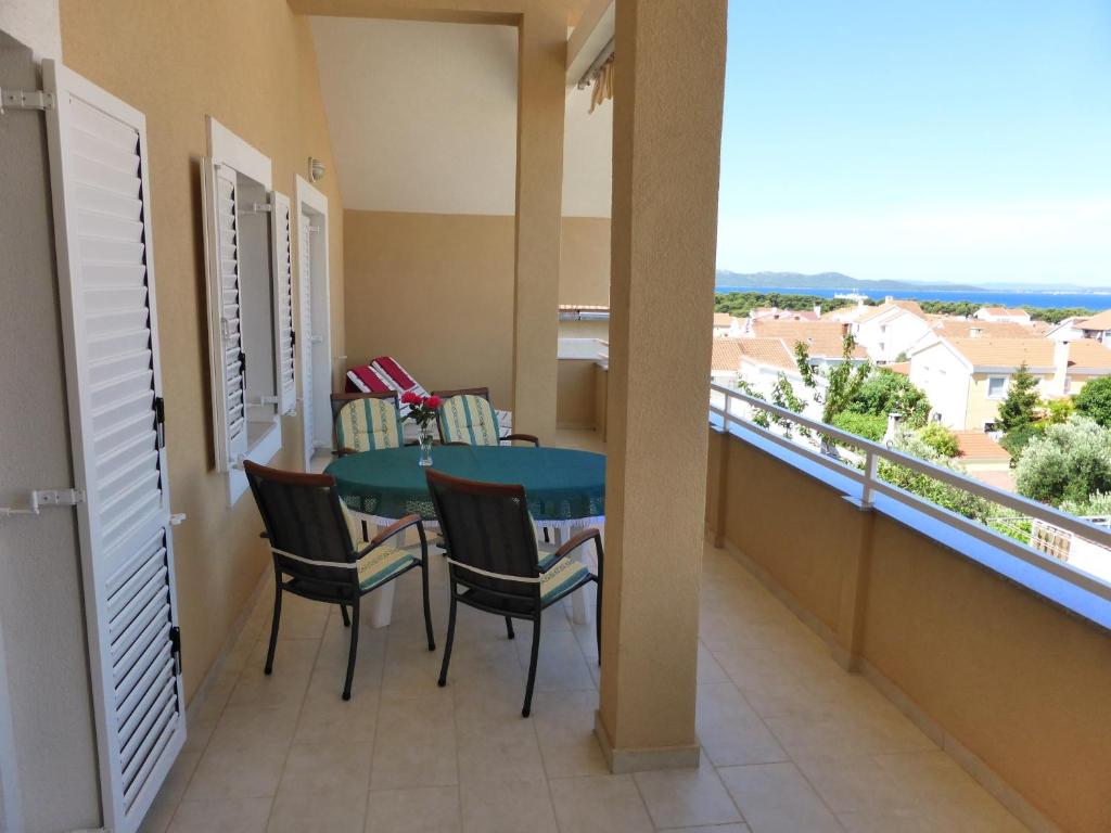 Apartments Toni, Borik - Two-Bedroom Apartment With Sea View (4 Adults)