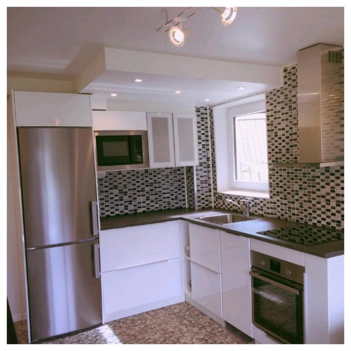 Kuchyň nebo kuchyňský kout v ubytování Child friendly Villa 4BR 10 min to Gothenburg City
