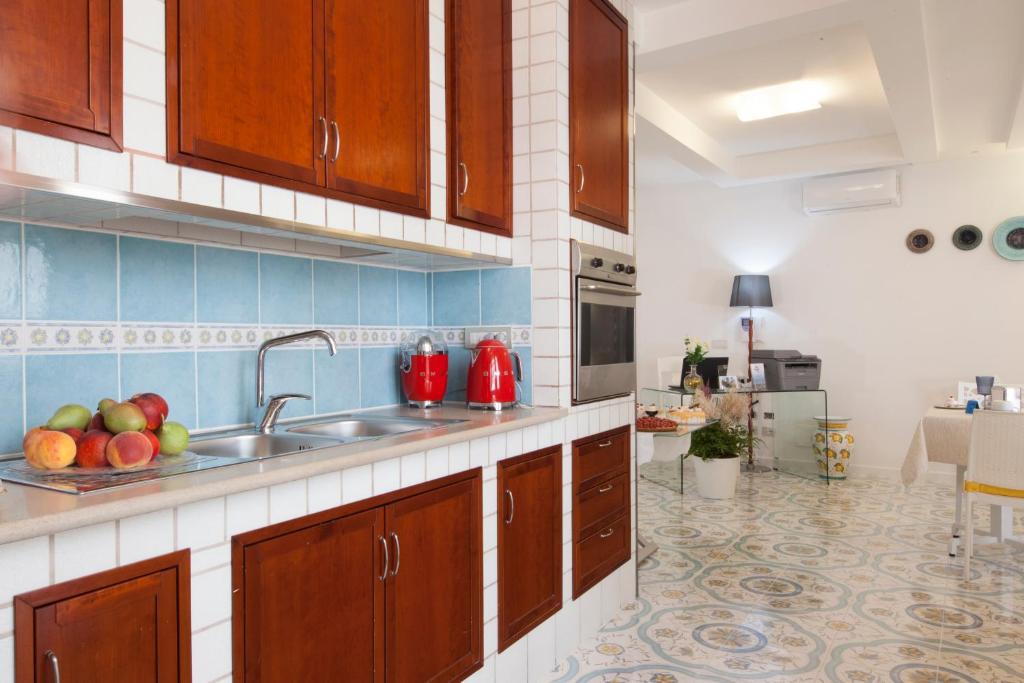 Kuchnia lub aneks kuchenny w obiekcie San Nicola B&B